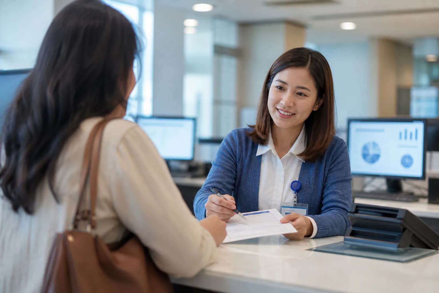 Hospital cash variance review and approval workflow