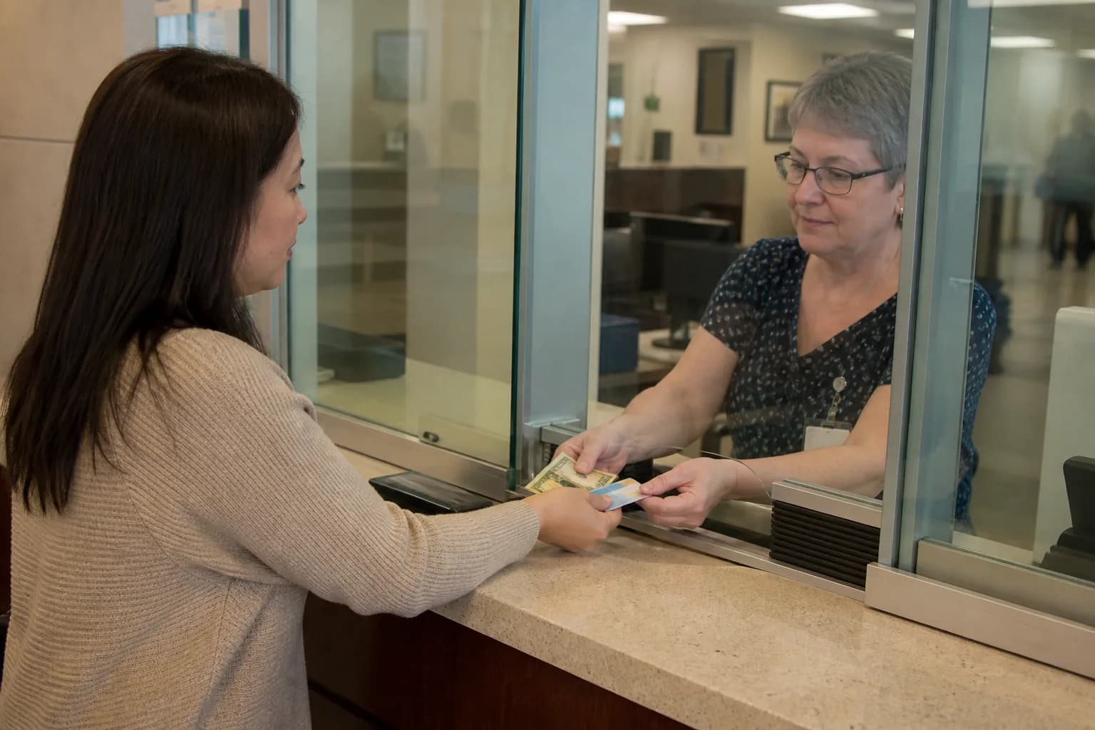 Root-cause breakdown of hospital insurance claim delays